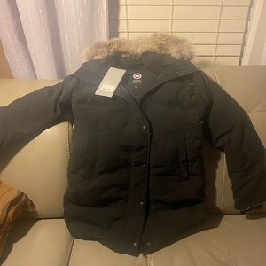 NEW w Tags Canada, goose Youth size X large